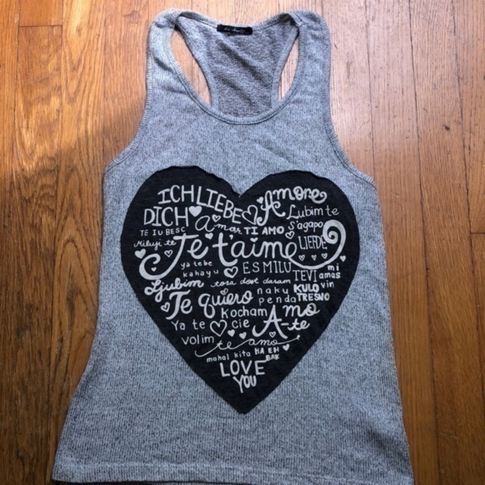 Tank top size small